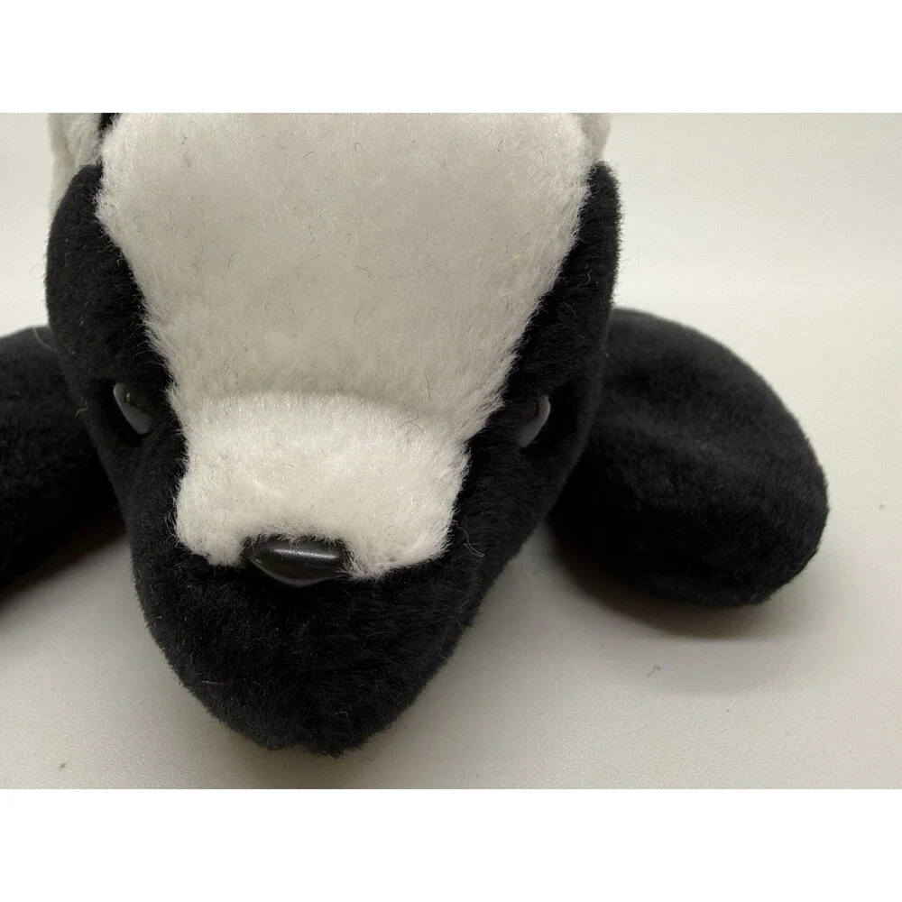 Ty Beanie Baby Stinky Skunk 4017 Plush Retired 1995 DOB No Tags Vintage